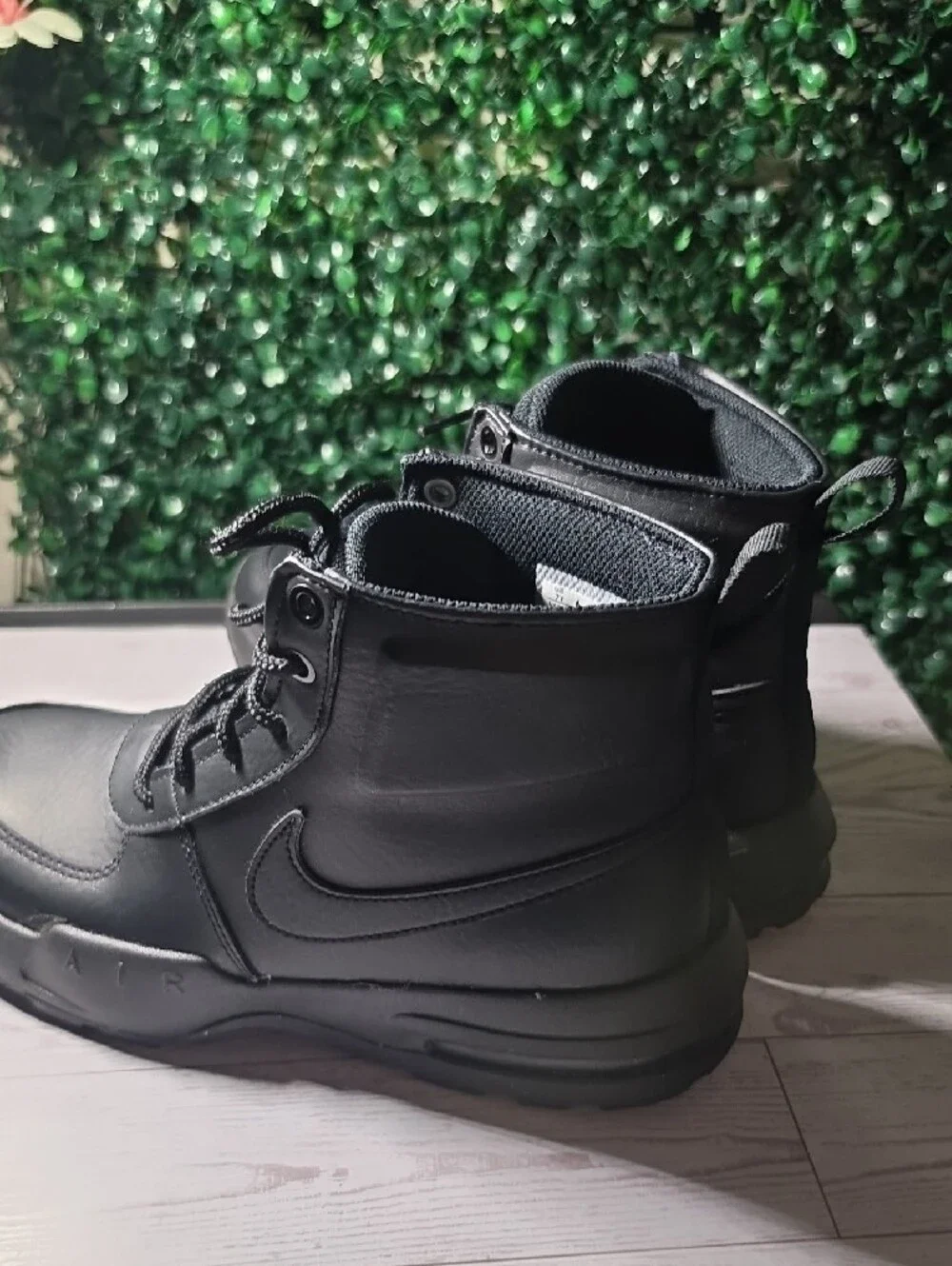 NIKE AIR MAX BOOTS